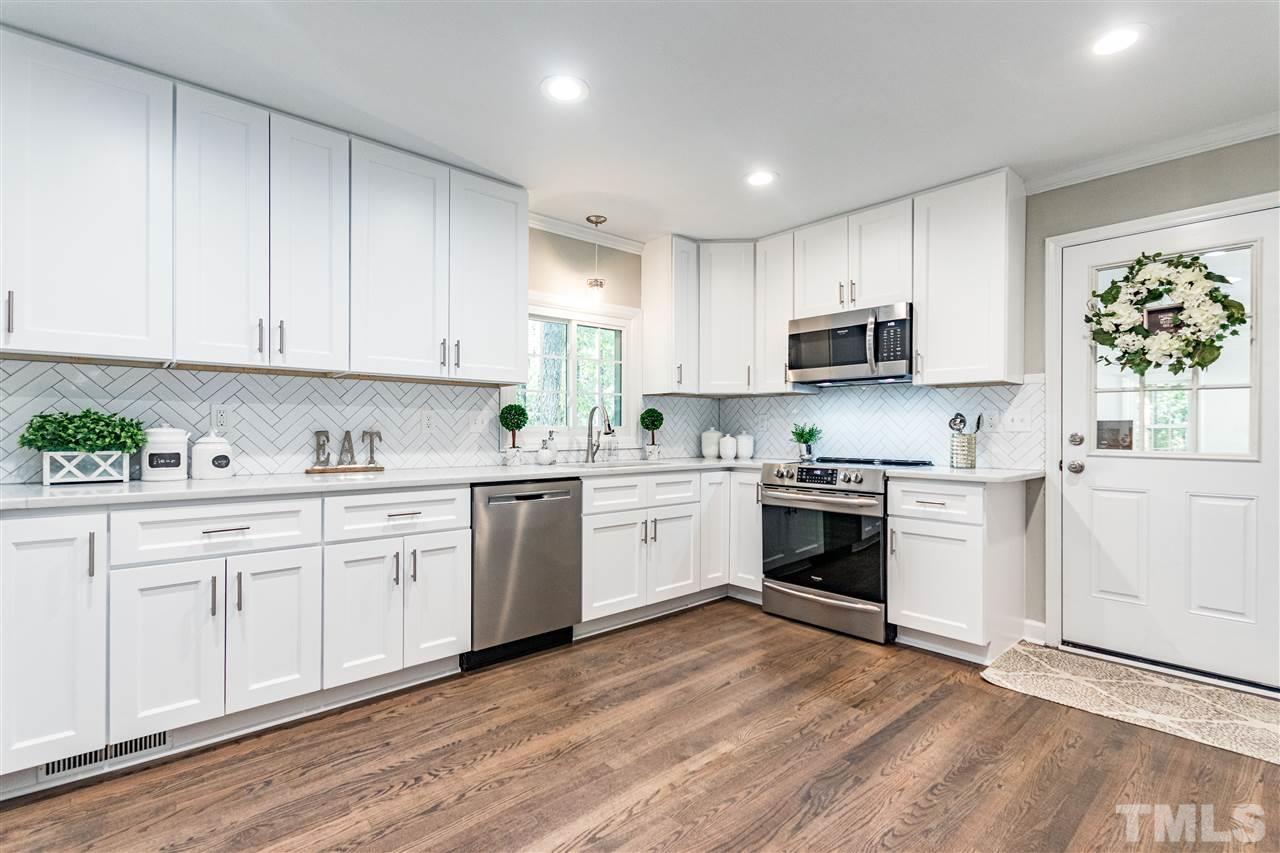 2113 Lodestar Drive Raleigh, NC 27615 - Photo 5 of 28