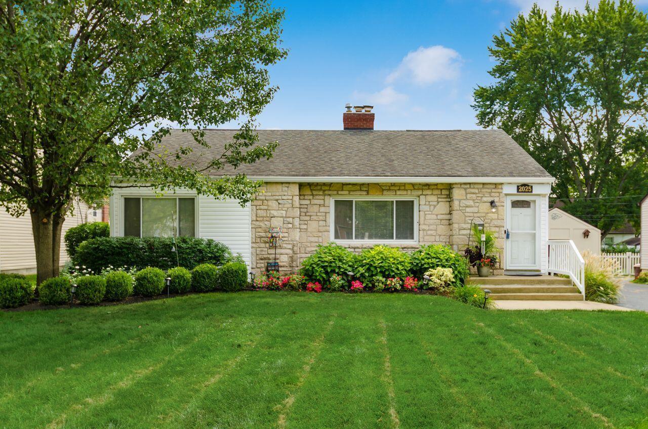 2025 Zollinger Road Columbus, OH 43221 - Photo 1 of 53 L_2025_Zollinger_Rd002