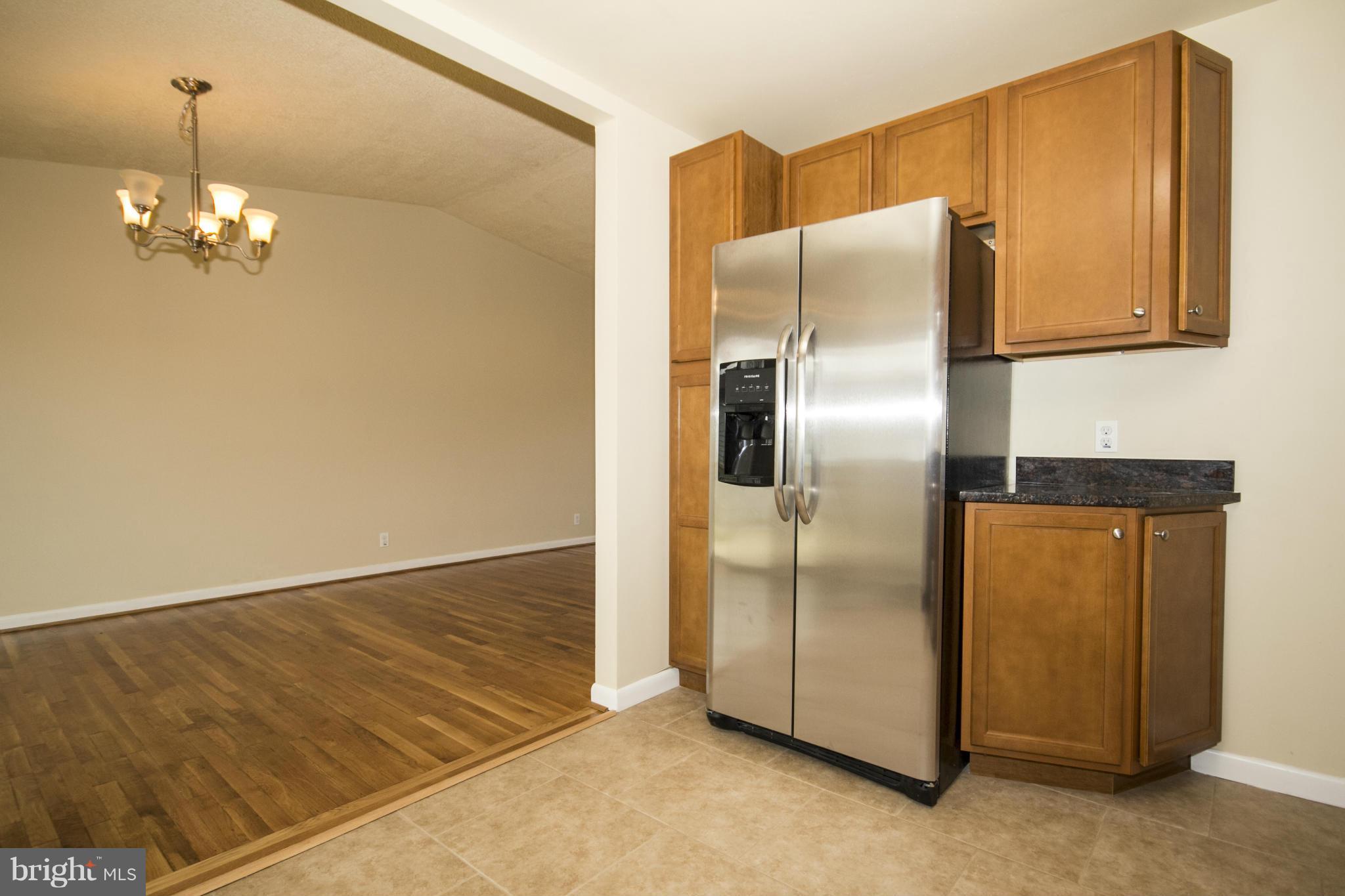 3301 Ripple Road Baltimore, MD 21244 - Photo 11 of 30 Kitchen