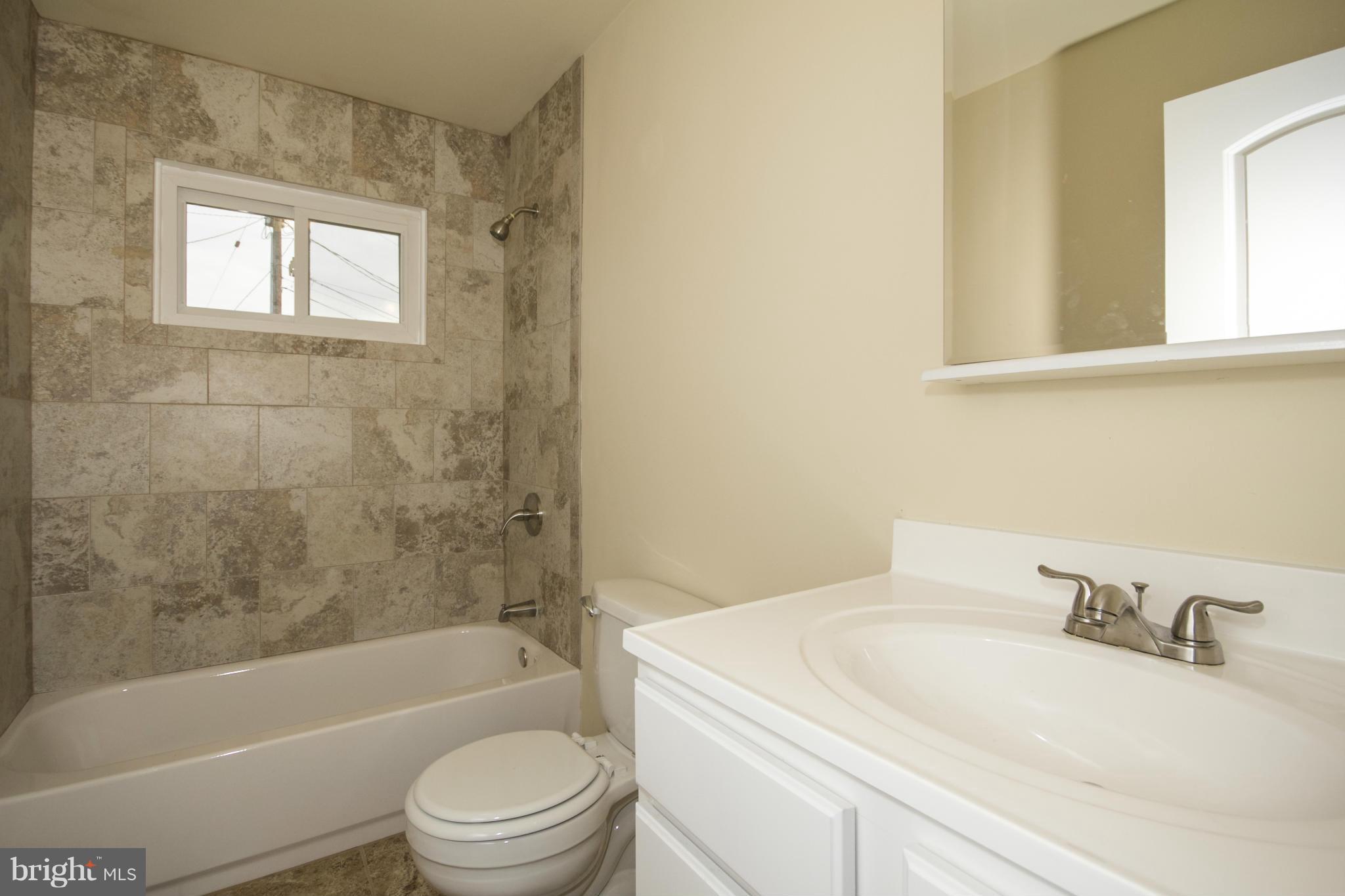 3301 Ripple Road Baltimore, MD 21244 - Photo 13 of 30 Bath