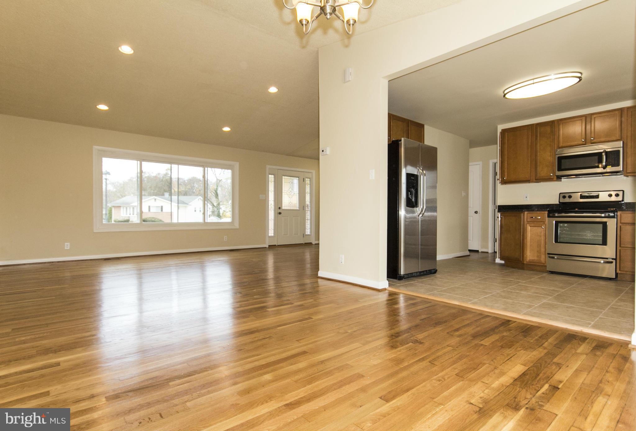 3301 Ripple Road Baltimore, MD 21244 - Photo 8 of 30 Interior (General)