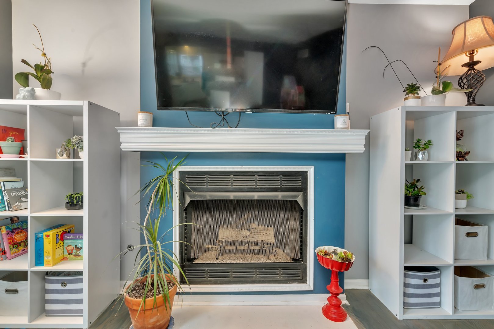 7312 Atkinson Circle Plainfield, IL 60586 - Photo 11 of 27 a bathroom with a sink and a mirror