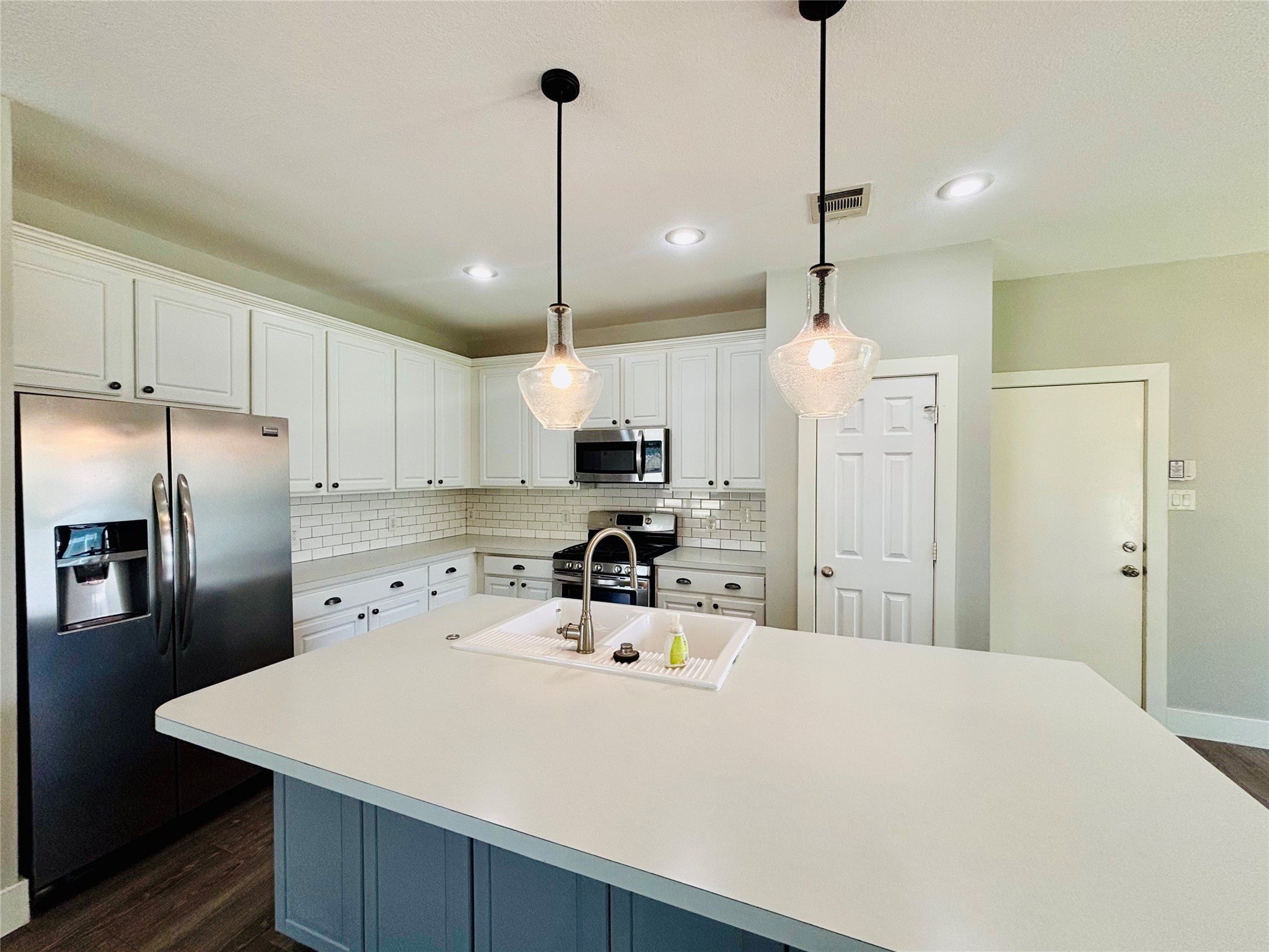 100 Crockett Road Cedar Park, TX 78613 - Photo 3 of 30