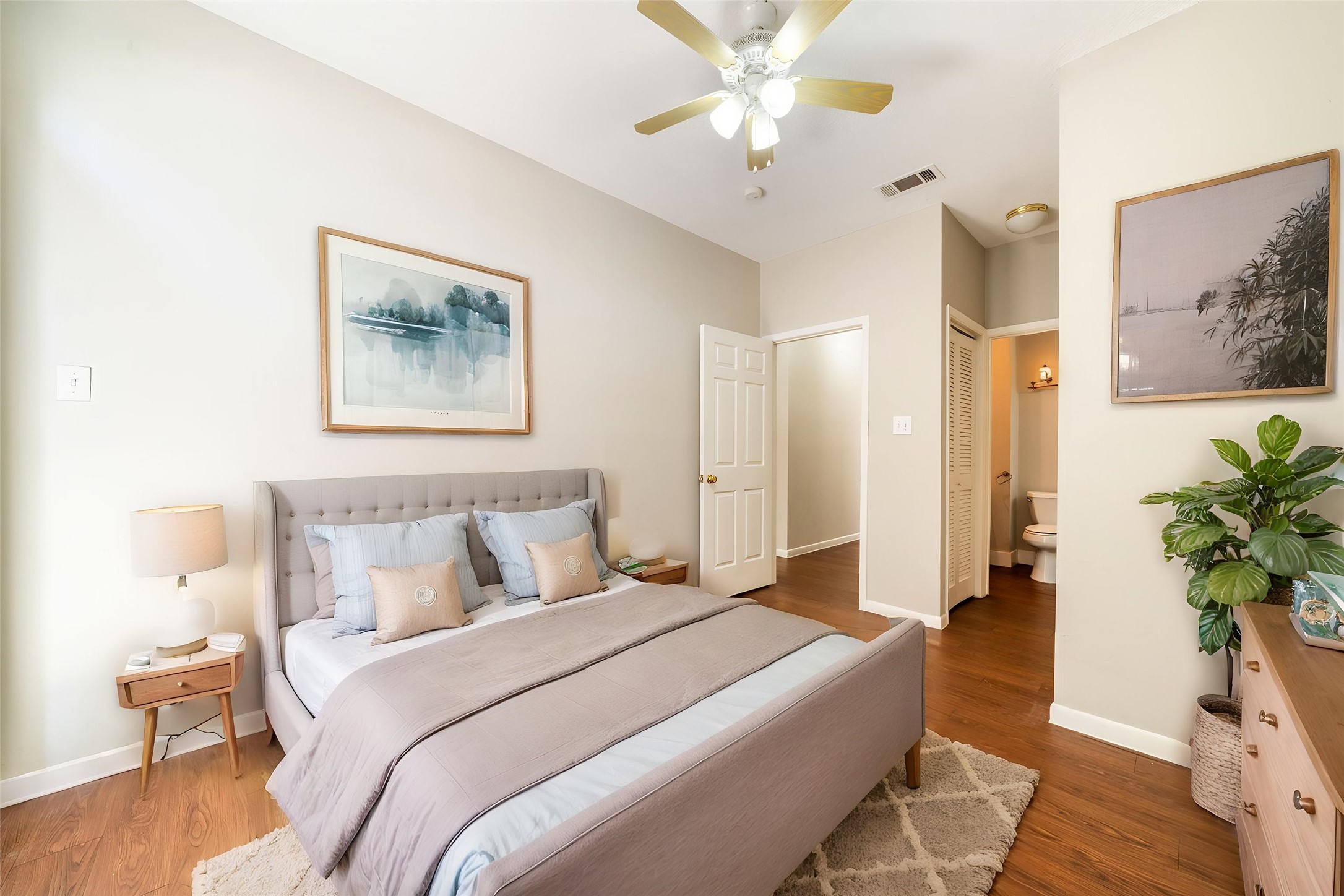 2300 Leon Street, Unit 101 Austin, TX 78705 - Photo 5 of 36 Virtually Staged