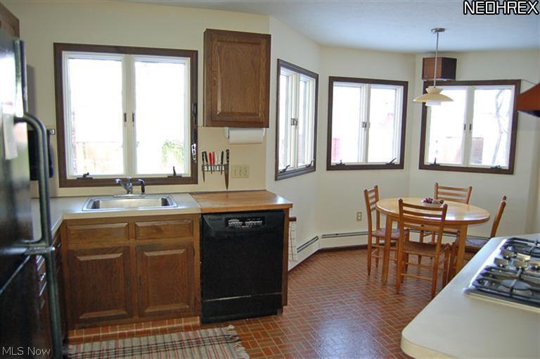 2673 Edgehill Road Cleveland, OH 44106 - Photo 14 of 25 Gallery Image 14