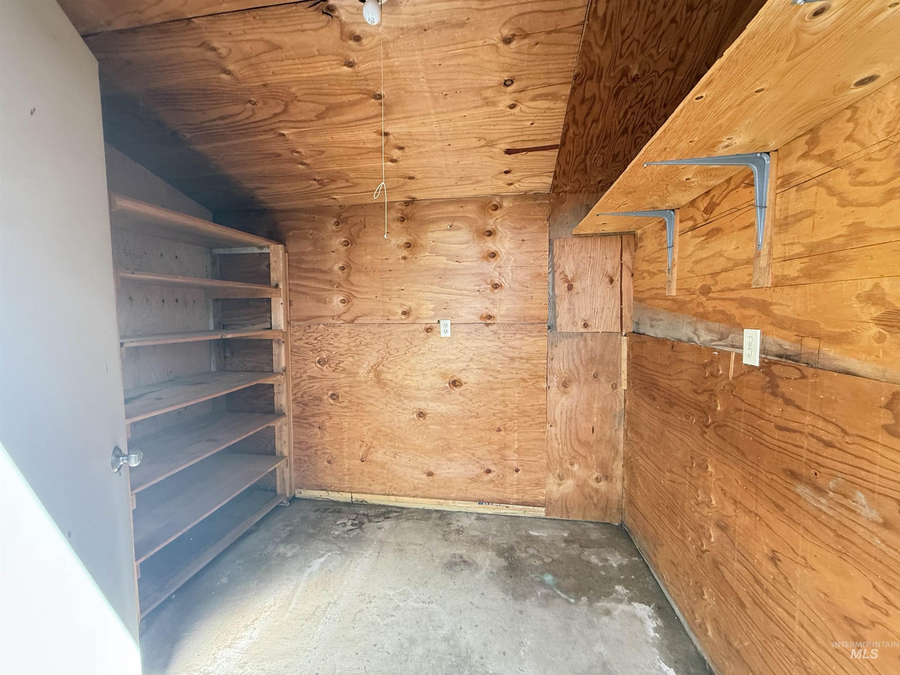 2015 6th Avenue, Unit 321 Clarkston, WA 99403 - Photo 31 of 34 View of storage room