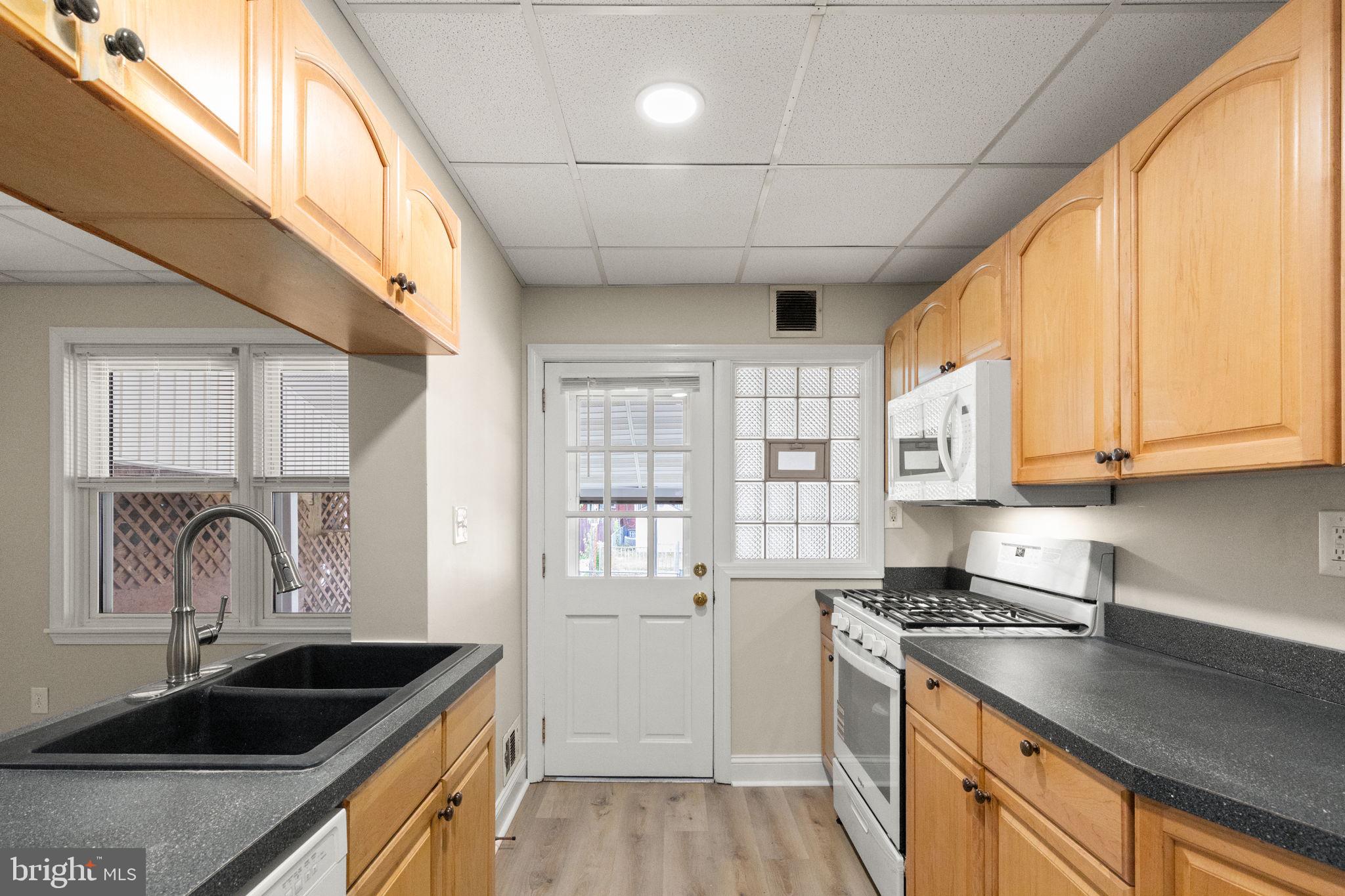 2166 Vailthorn Road Middle River, MD 21220 - Photo 9 of 20