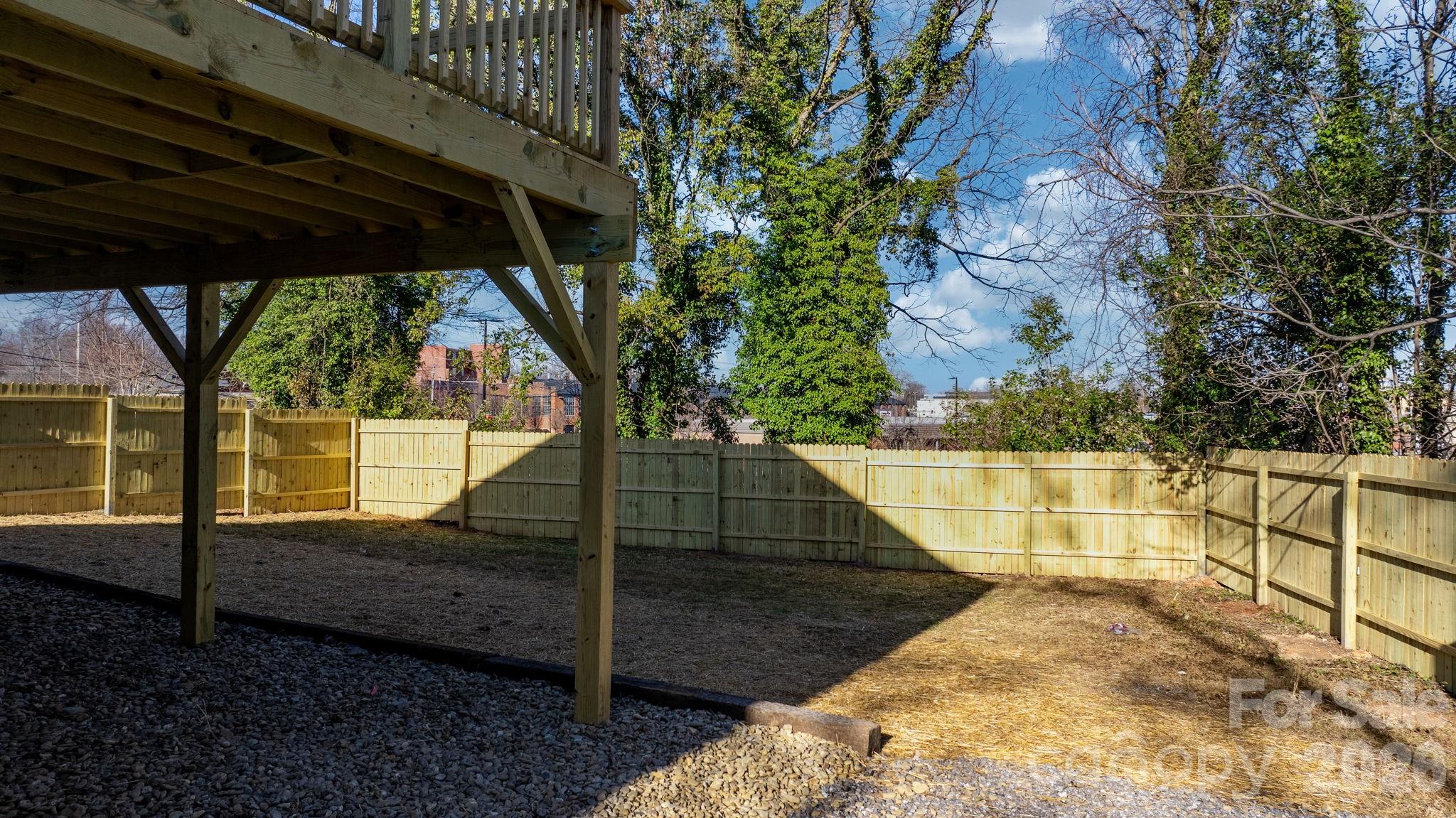 49 8th Street Southeast Hickory, NC 28602 - Photo 33 of 39