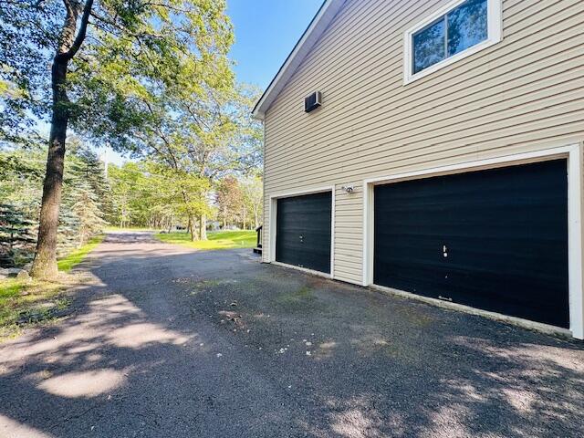 2383 Eagle Path Bushkill, PA 18324 - Photo 5 of 50 IMG_3481