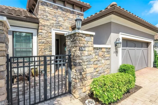 $899,000 | 10293 Coconut Road, Estero, FL 34135