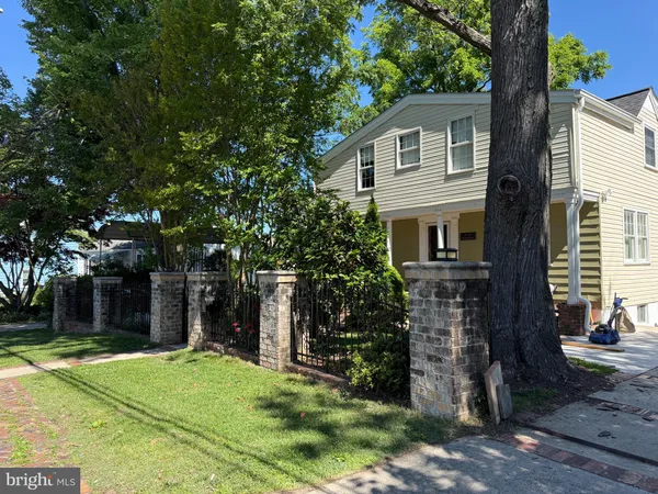 $700,000 | 12200 Grandview Avenue, Silver Spring, MD 20902