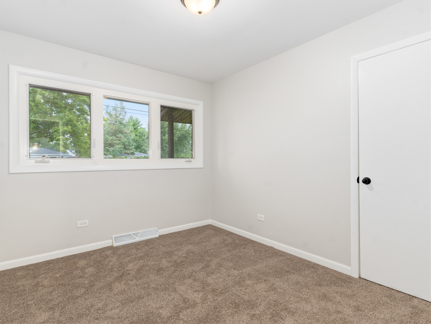 23523 West Renwick Road Plainfield, IL 60586 - Photo 22 of 34 Gallery Image 22