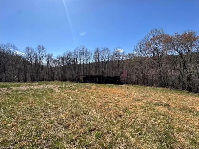 $425,000 | 202 Roby Fulk Road, Pinnacle, NC 27043