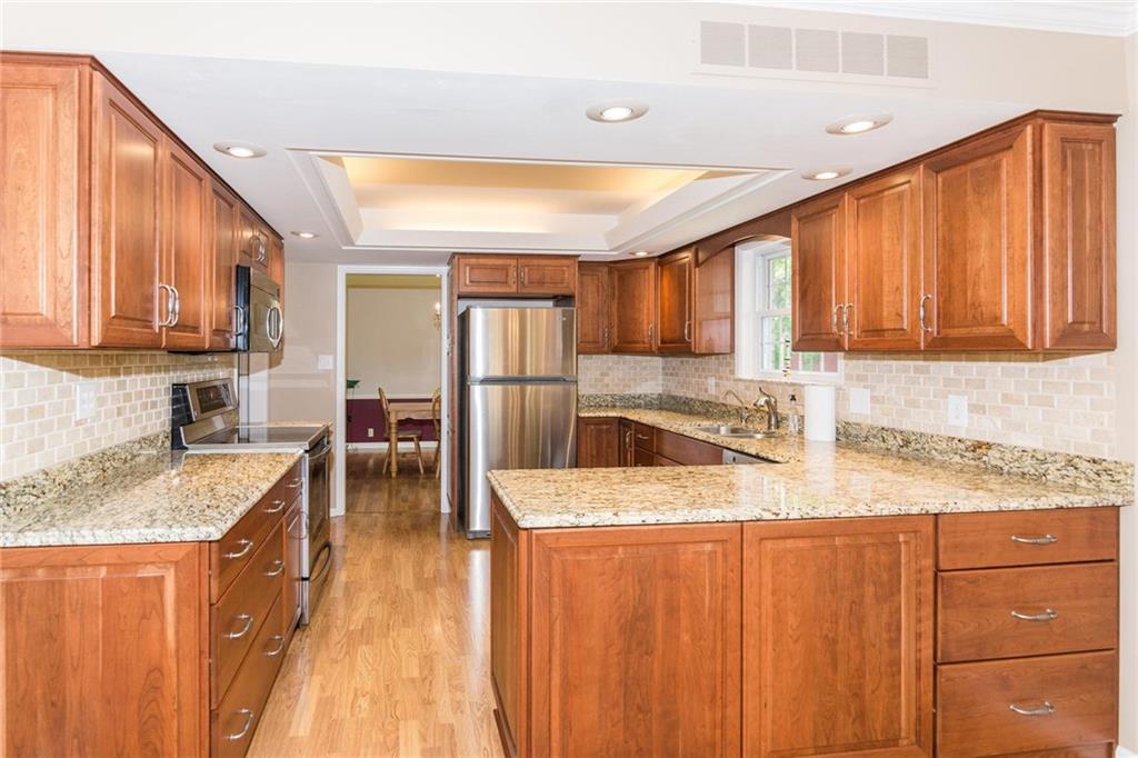 4906 Cavendish Road Indianapolis, IN 46220 - Photo 12 of 30