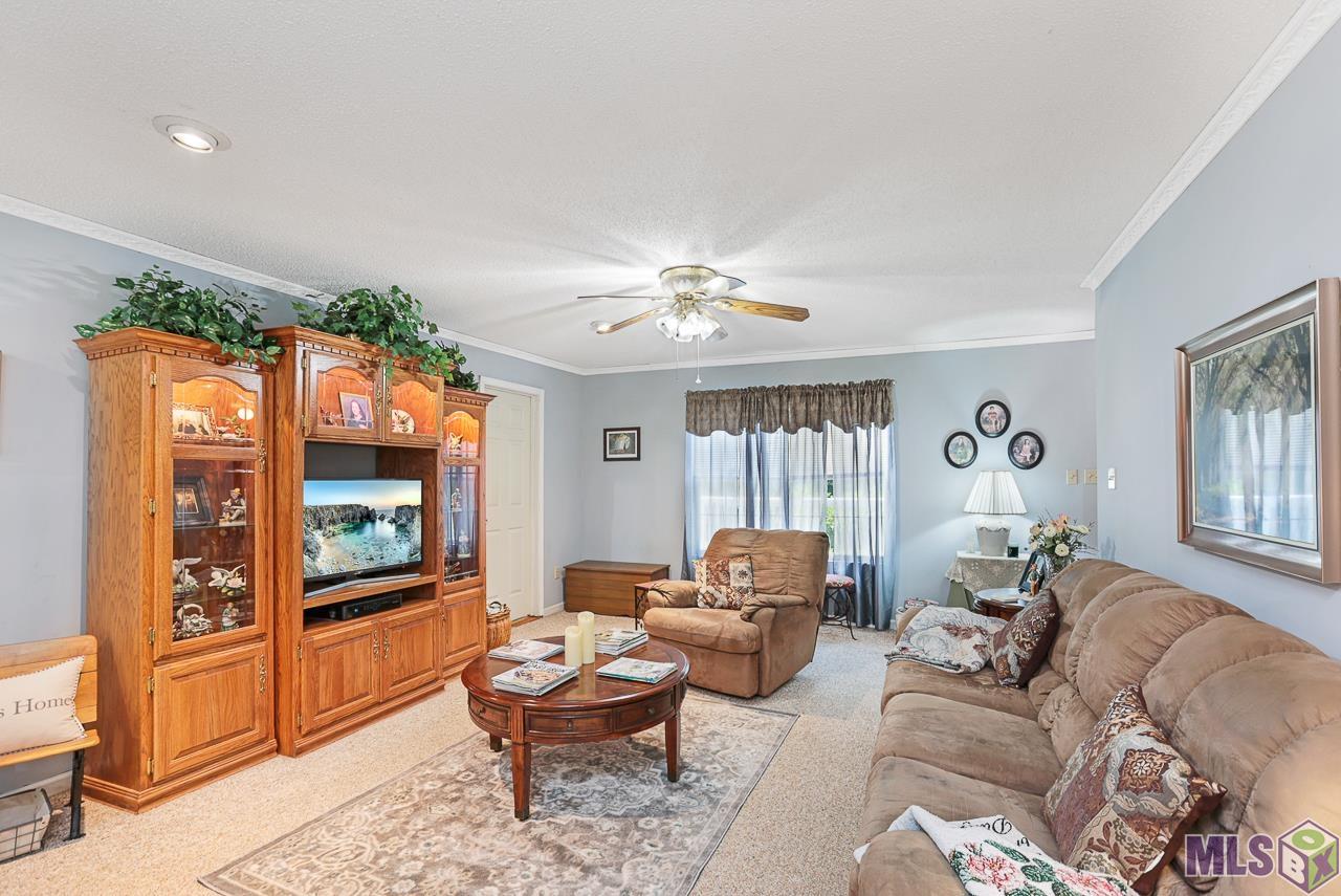 11480 Ellis Delatte Road Denham Springs, LA 70726 - Photo 5 of 26