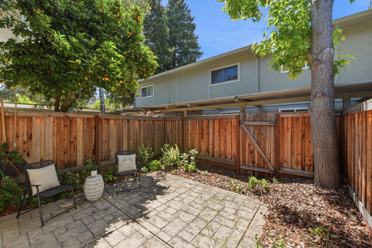 2047 Montecito Avenue, Unit 2 Mountain View, CA 94043 - Photo 24 of 36