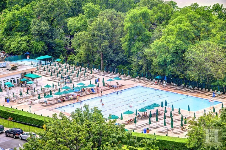 5700 Arlington Avenue, Unit 22N Bronx, NY 10471 - Photo 9 of 12 an outdoor space with seating area