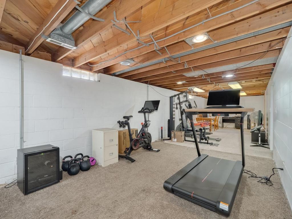 8346 Groveland Road Mounds View, MN 55112 - Photo 14 of 23