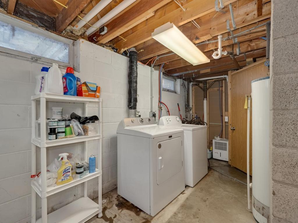 8346 Groveland Road Mounds View, MN 55112 - Photo 17 of 23