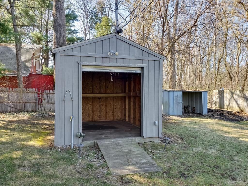 8346 Groveland Road Mounds View, MN 55112 - Photo 18 of 23