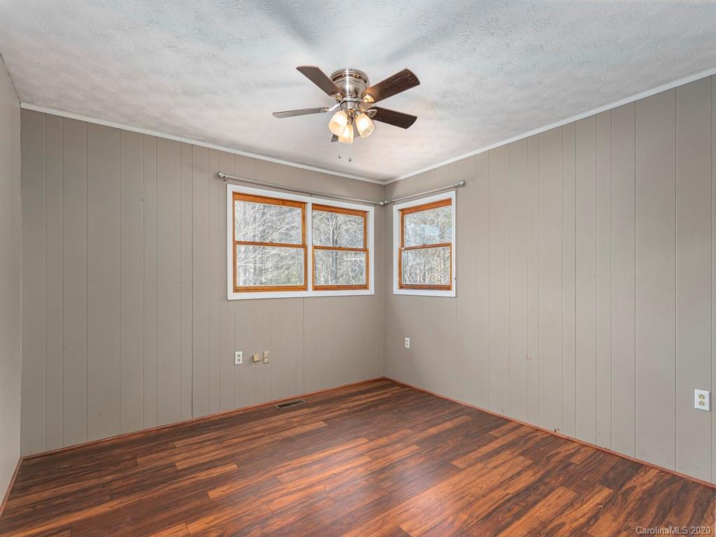218 Turnpike Road Canton, NC 28716 - Photo 18 of 25