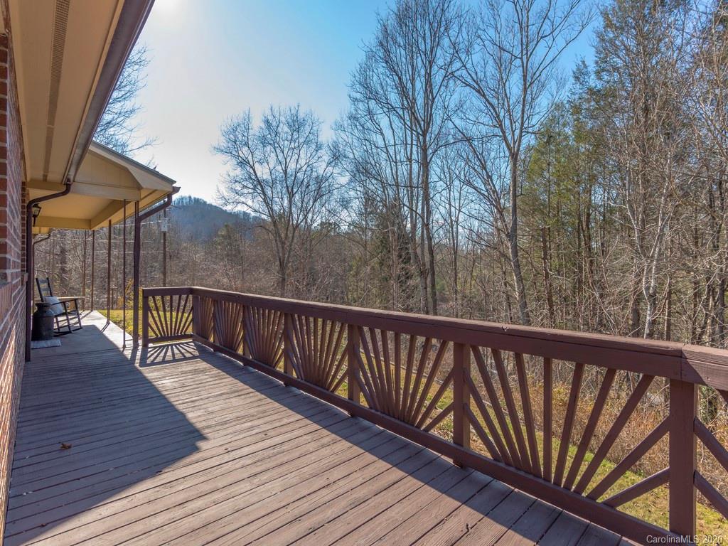 218 Turnpike Road Canton, NC 28716 - Photo 3 of 25