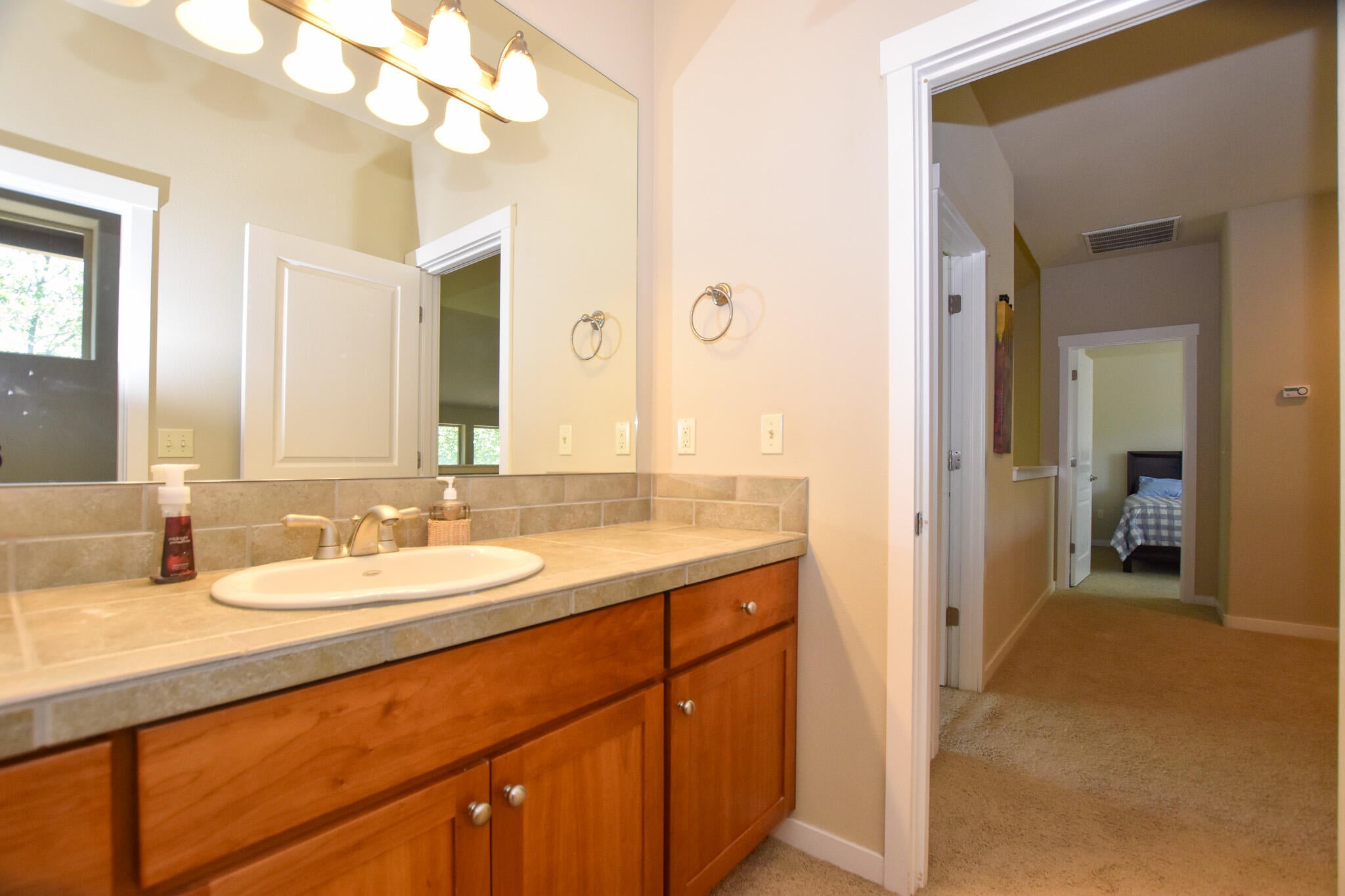 1342 Highland View Loop Redmond, OR 97756 - Photo 26 of 35 #22