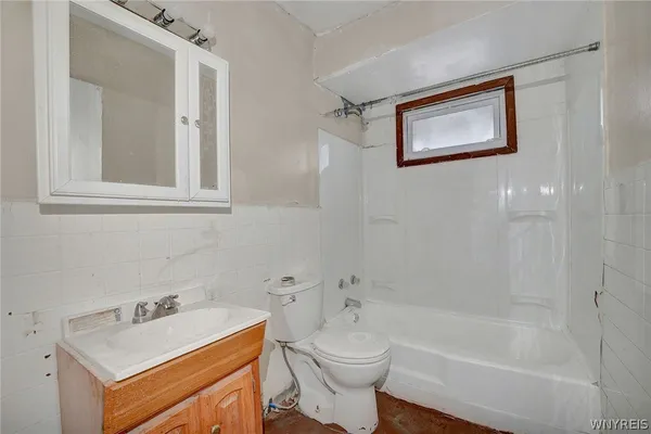 $210,000 | 262 Breckenridge Street, Buffalo, NY 14213