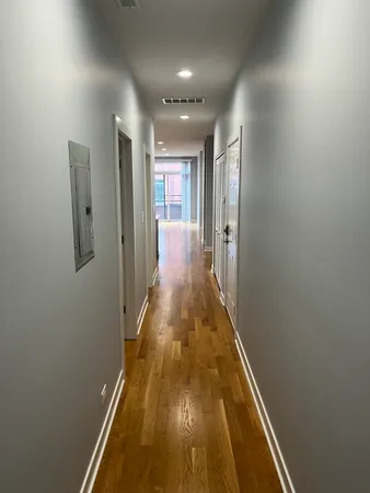 $3,750 | 693 North Peoria Street, Unit 2N, Chicago, IL 60642