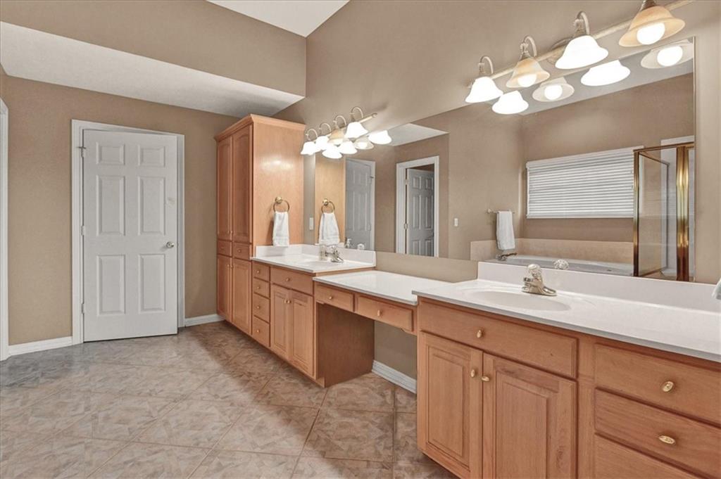 15119 Geist Ridge Drive Fishers, IN 46040 - Photo 26 of 59 Gallery Image 26