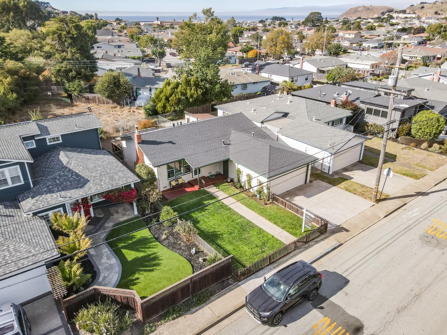 1376 Peralta Road Pacifica, CA 94044 - Photo 35 of 35 an aerial view of a house with a garden