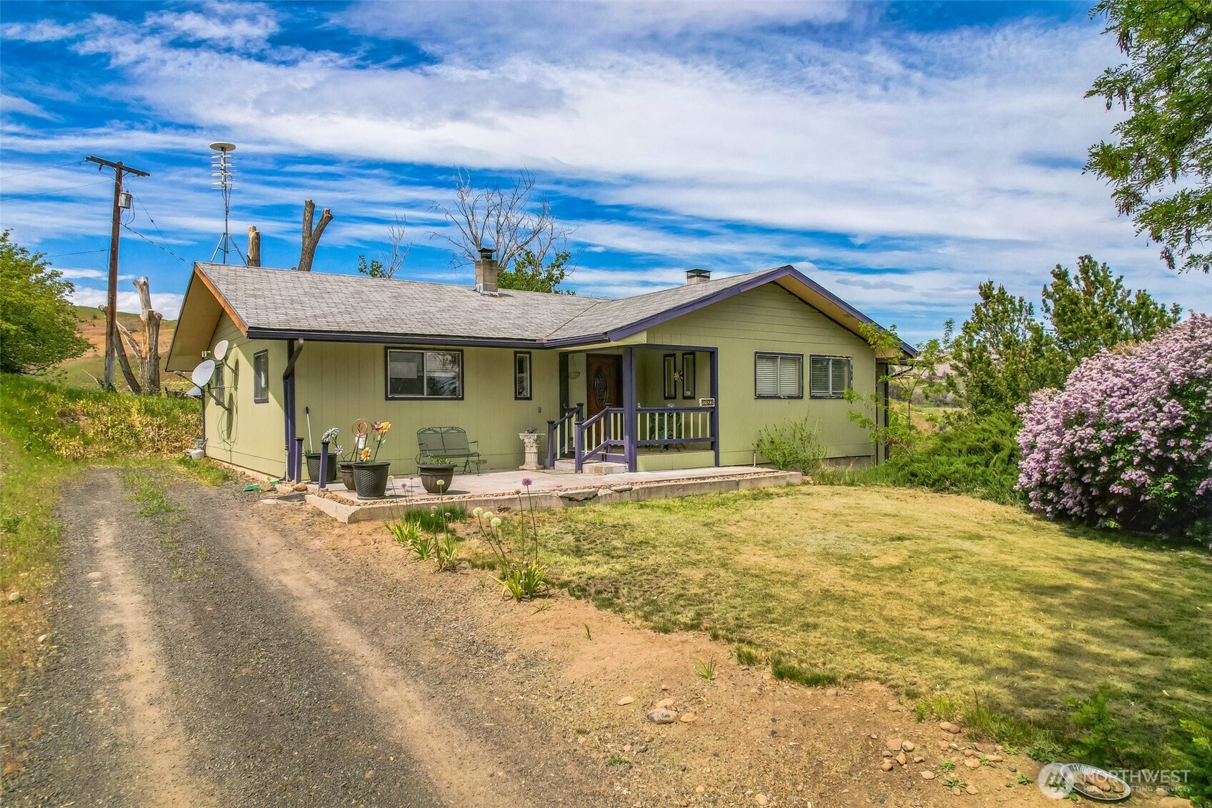 12623 Douglas Road Yakima, WA 98908 - Photo 4 of 34