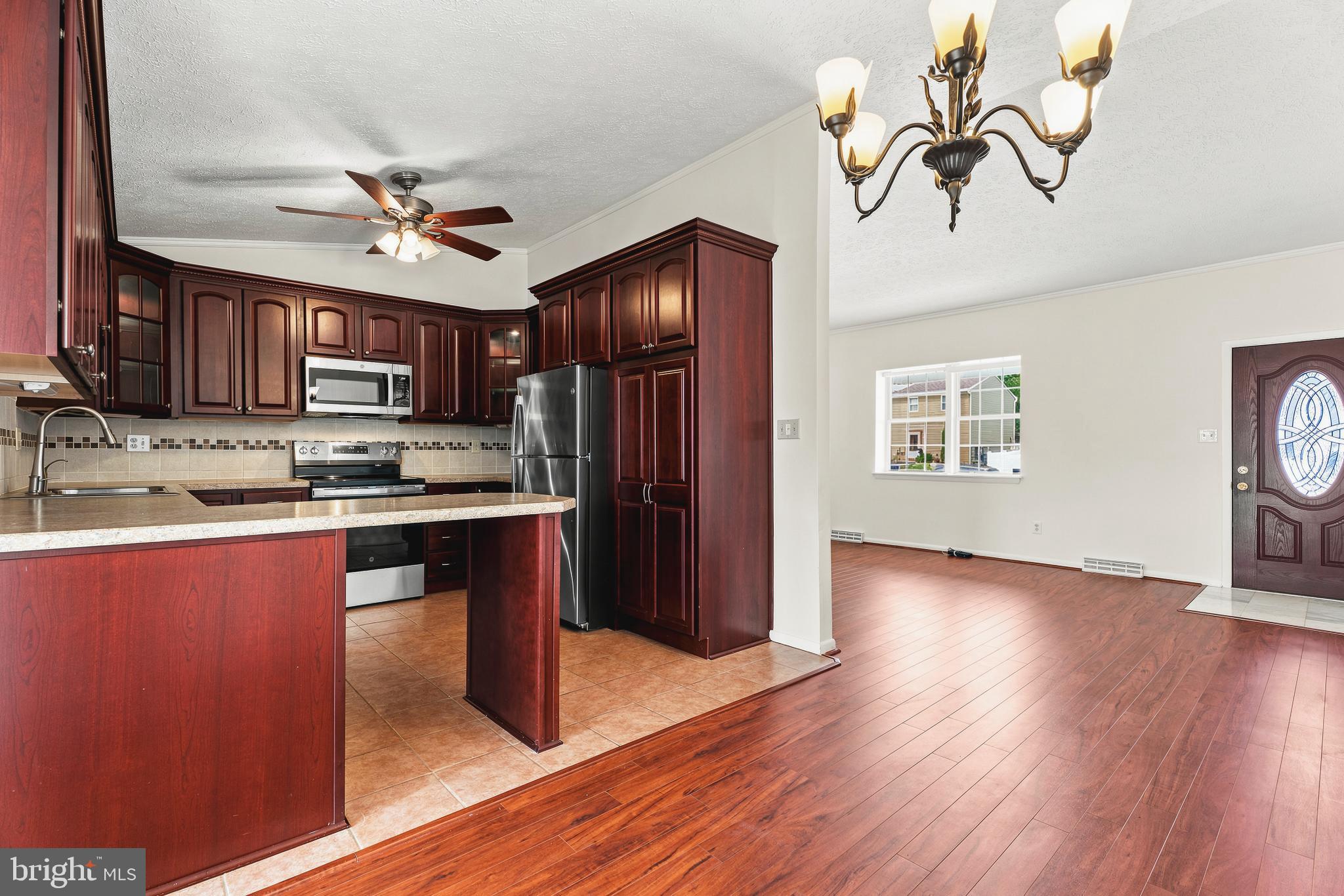 530 Holly Hunt Road Baltimore, MD 21220 - Photo 8 of 37 Updated Kitchen & Family Room