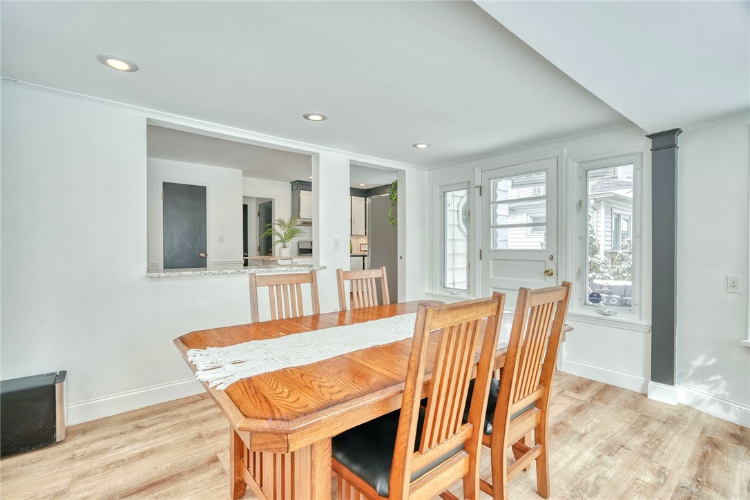 374 River Heights Rochester, NY 14612 - Photo 18 of 49 Gallery Image 18