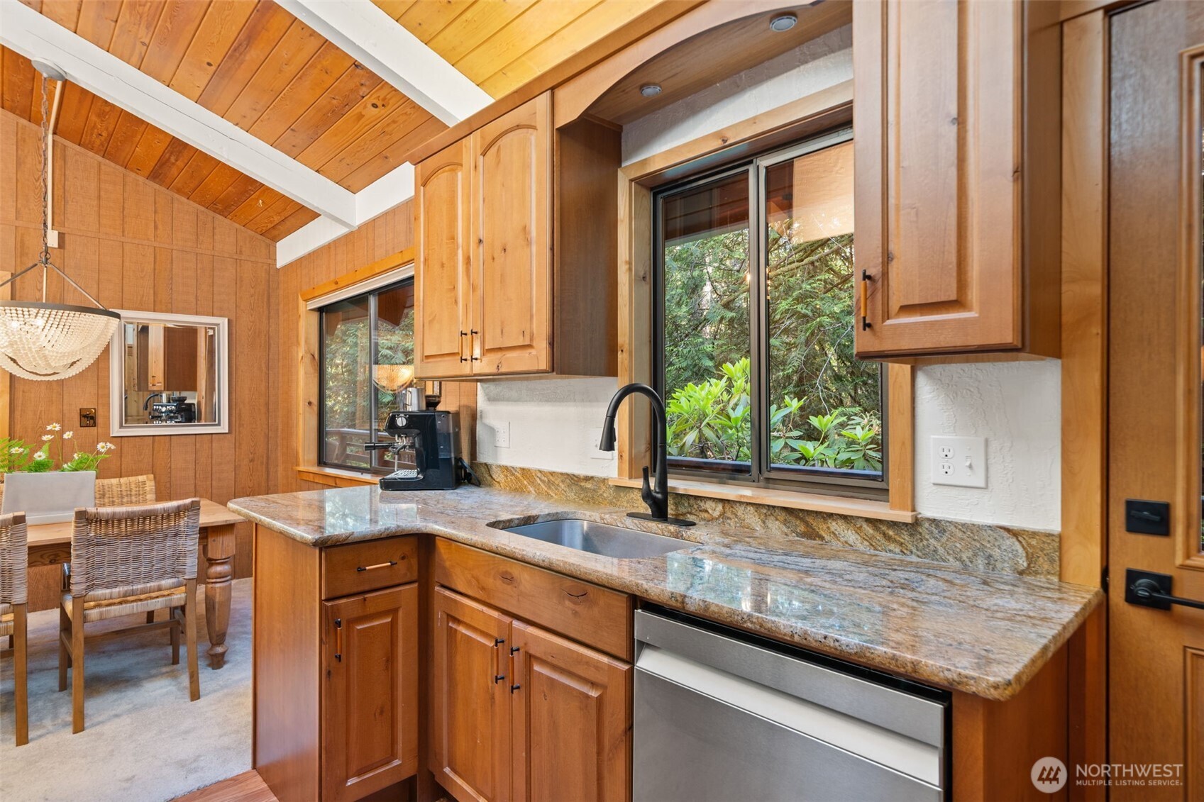 151 East Nantucket Road Shelton, WA 98584 - Photo 16 of 40