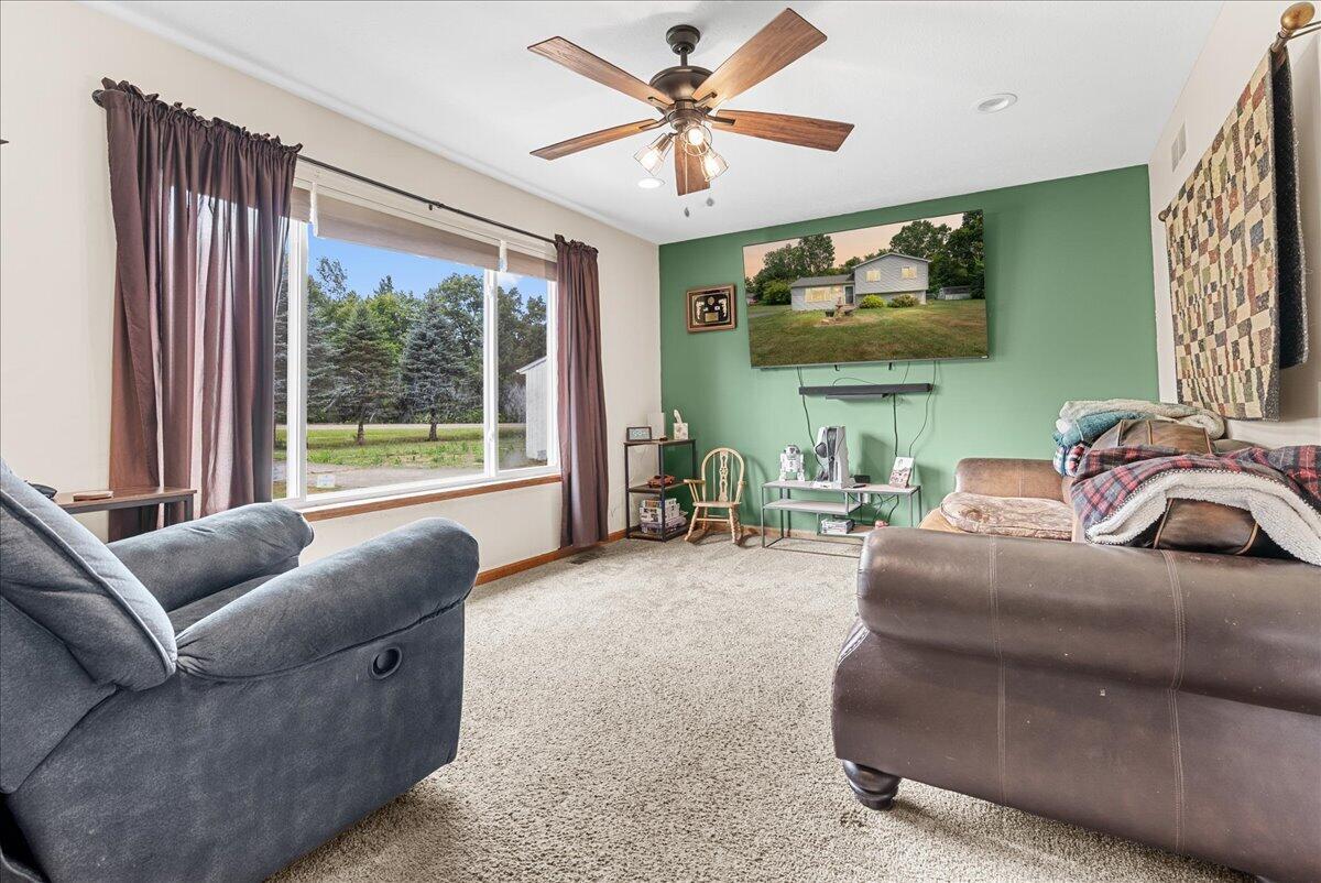 11534 Eaton Rapids Road Springport, MI 49284 - Photo 8 of 34 Gallery Image 8