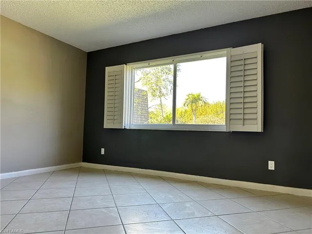 $220,000 | 1712 Bald Eagle Drive, Unit 1712A, Naples, FL 34105