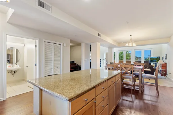 $399,999 | 88 East 6th Street, Unit 215, Pittsburg, CA 94565