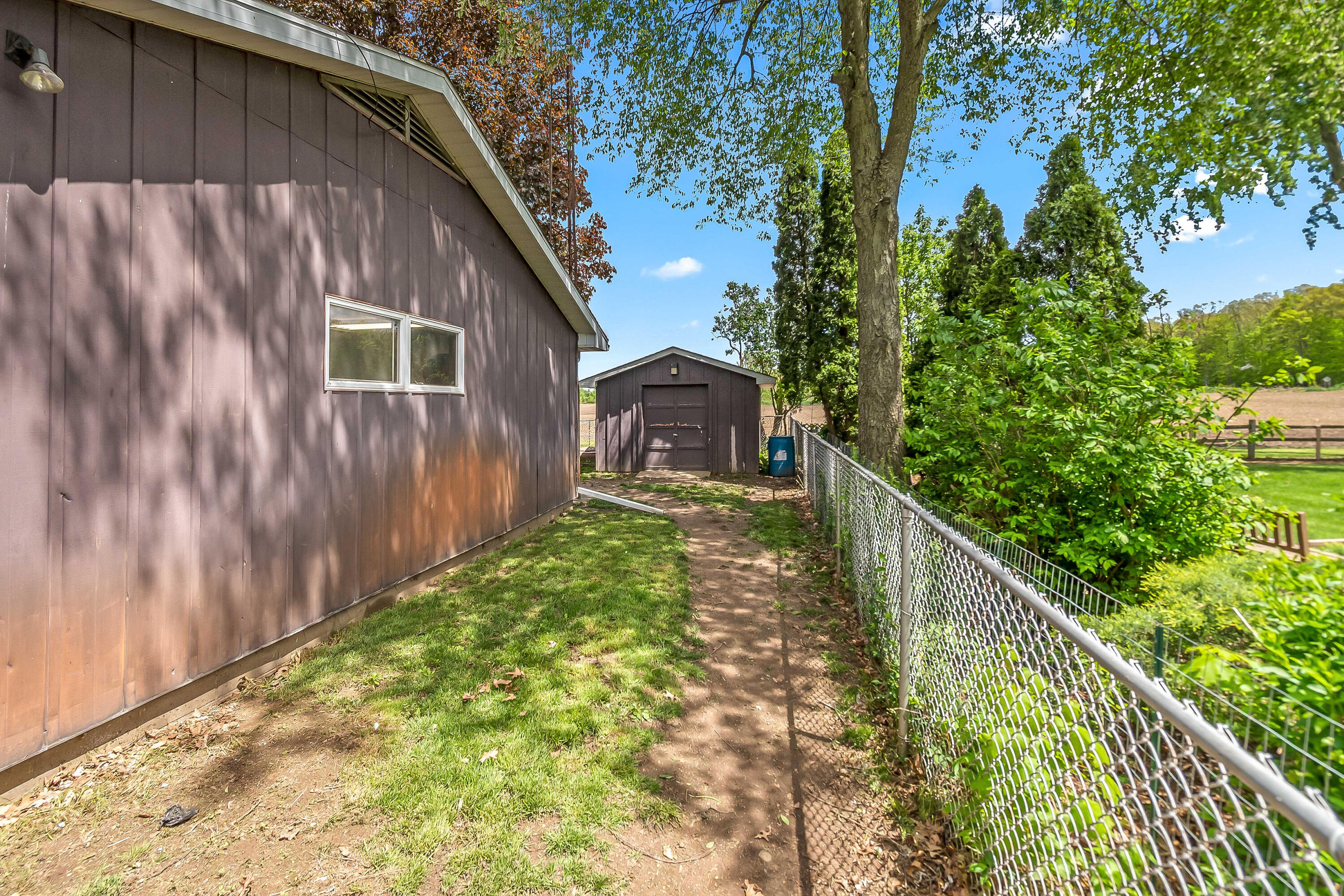 8071 Anderson Road Litchfield, MI 49252 - Photo 8 of 30 9