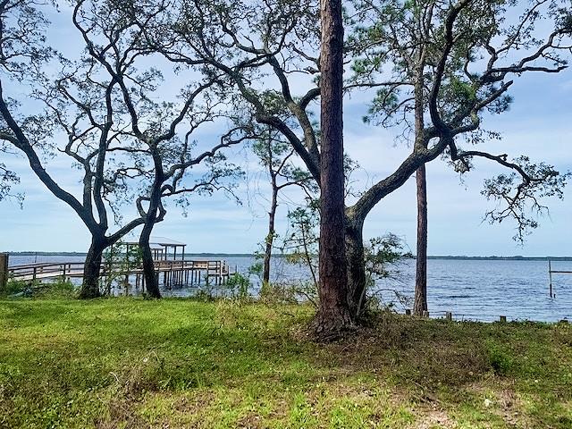 2587 Surf Road Ochlockonee Bay, FL 32346 - Photo 14 of 20 Gallery Image 14