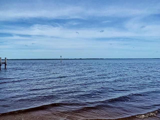 2587 Surf Road Ochlockonee Bay, FL 32346 - Photo 9 of 20 Gallery Image 9