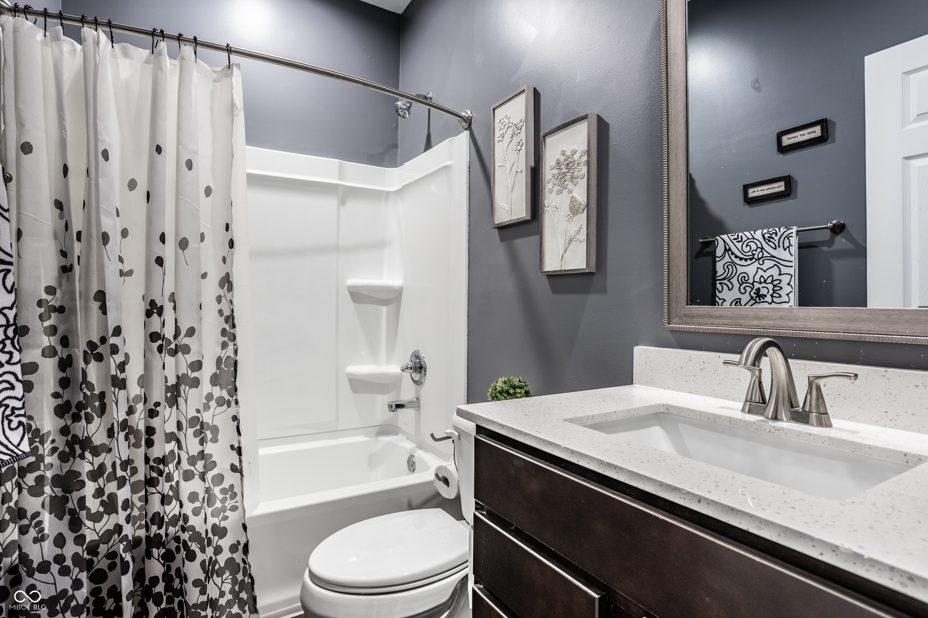 9853 Olympic Boulevard Pendleton, IN 46064 - Photo 14 of 31