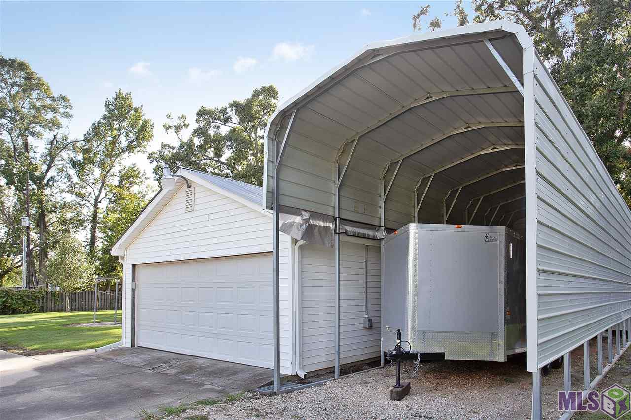 17121 Blue Ridge Road Prairieville, LA 70769 - Photo 16 of 32 Garage and RV Storage
