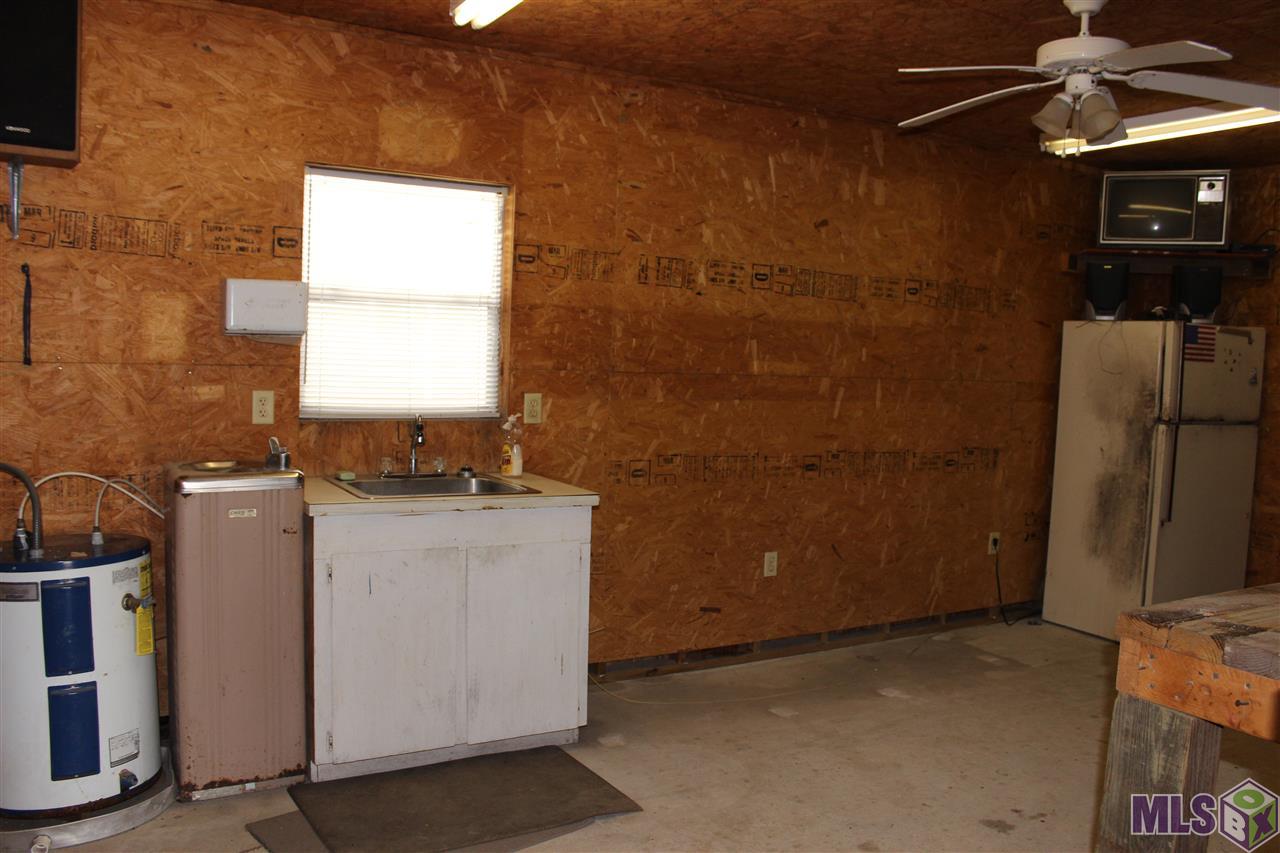 17121 Blue Ridge Road Prairieville, LA 70769 - Photo 28 of 32 Smaller Workshop View