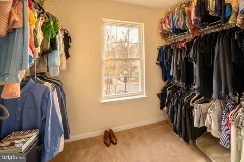 $487,700 | 18721 Falling River Drive, Gaithersburg, MD 20879