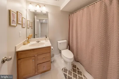 $487,700 | 18721 Falling River Drive, Gaithersburg, MD 20879