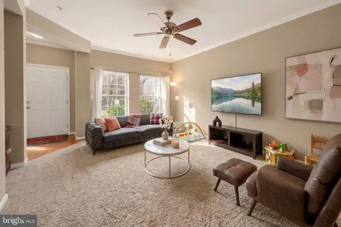 $487,700 | 18721 Falling River Drive, Gaithersburg, MD 20879