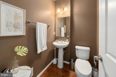 $487,700 | 18721 Falling River Drive, Gaithersburg, MD 20879