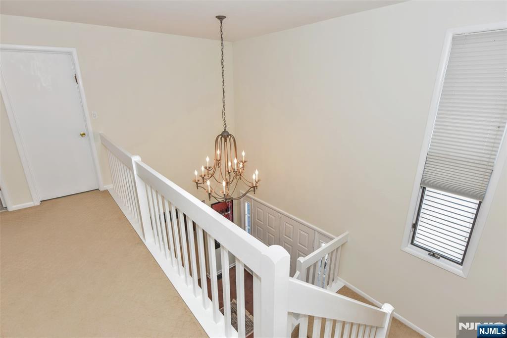 143 Fisher Road Mahwah, NJ 07430 - Photo 23 of 50