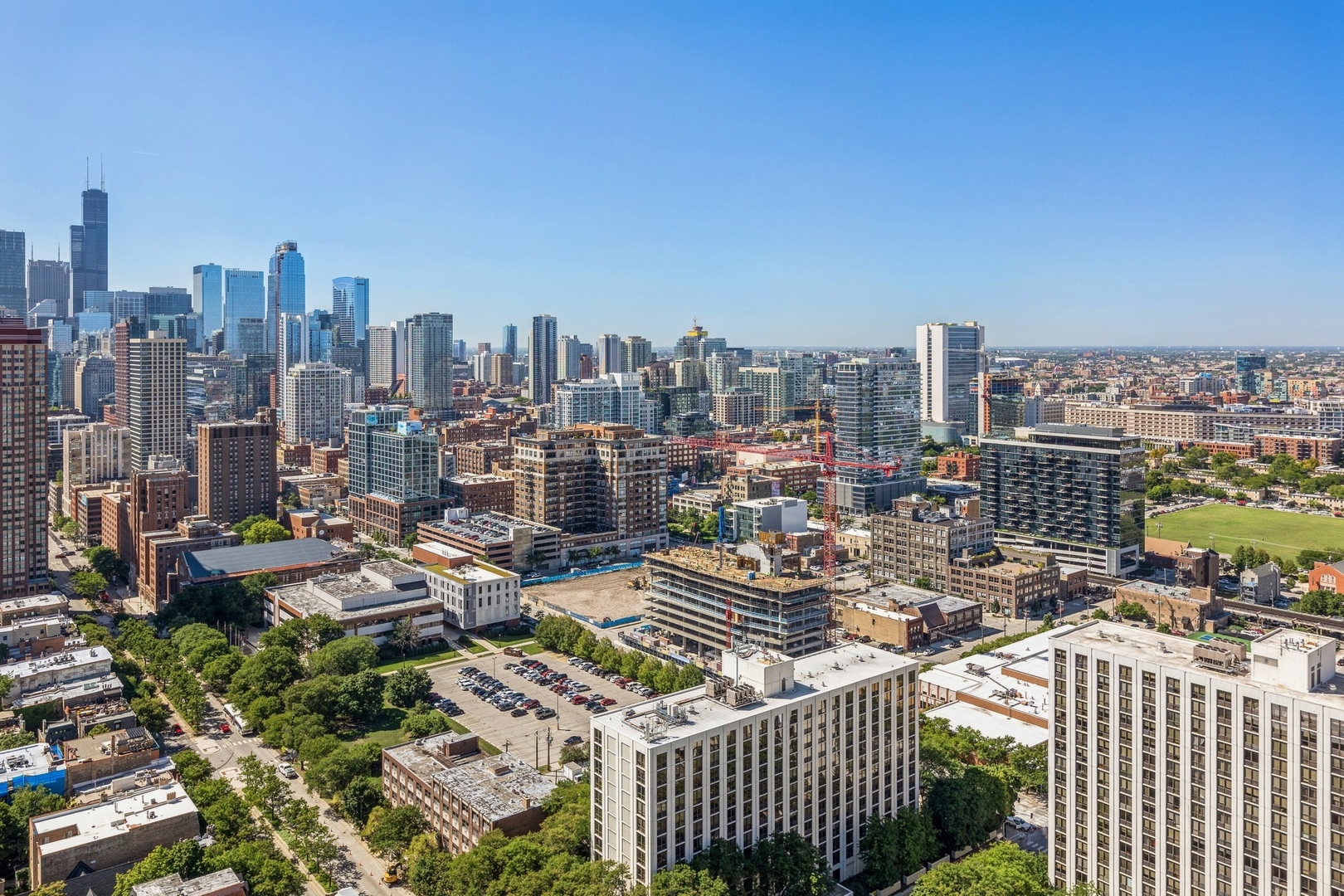 111 West Maple Street, Unit 3311 Chicago, IL 60610 - Photo 12 of 15 a picture of city view